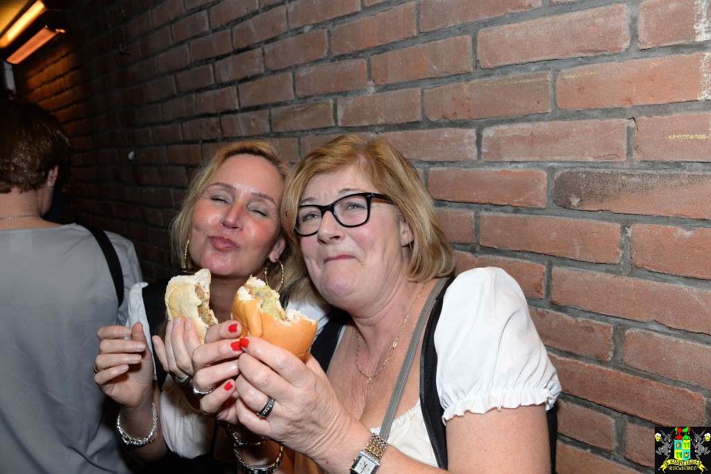 ../Images/Kroegentocht 2018 580.jpg